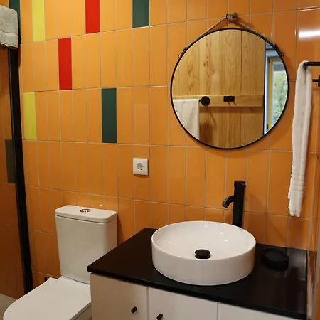 Medronhouse - * Vasco Esteves de Baixo