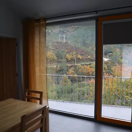 Medronhouse - Vasco Esteves de Baixo