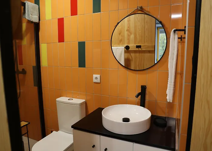 Medronhouse - * Vasco Esteves de Baixo